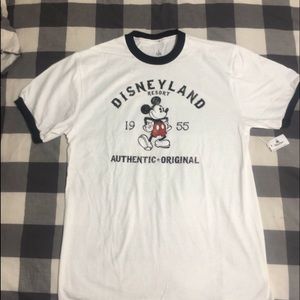 Disney Mickey shirt. Unisex sz M. Vintage style